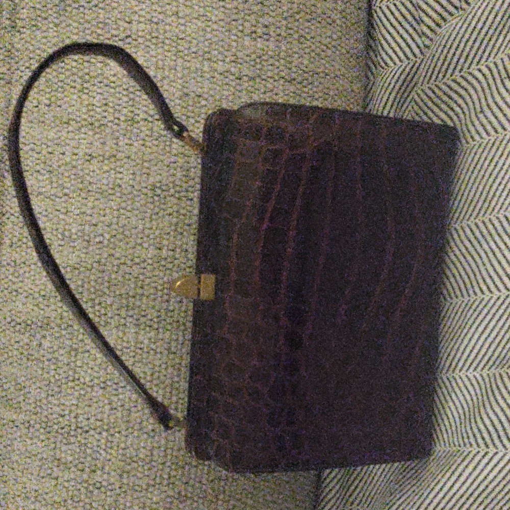 Escort leather handbag